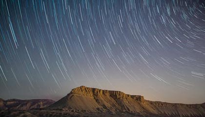 熊猫体育在线登录-西甲中锋无球跑动模式对防线施压模式研究，无球跑位阻挡犯规