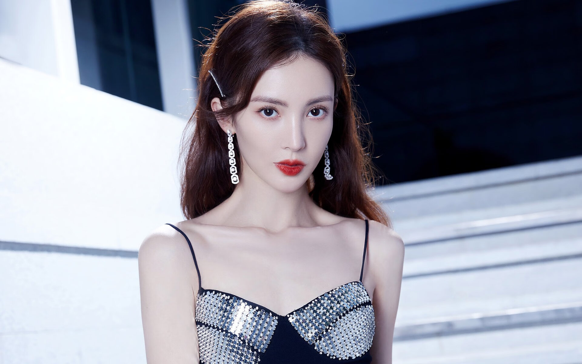 熊猫体育平台-卡斯特利奥主场完胜，晋级形势一片大好，卡利斯特这个牌子好吗