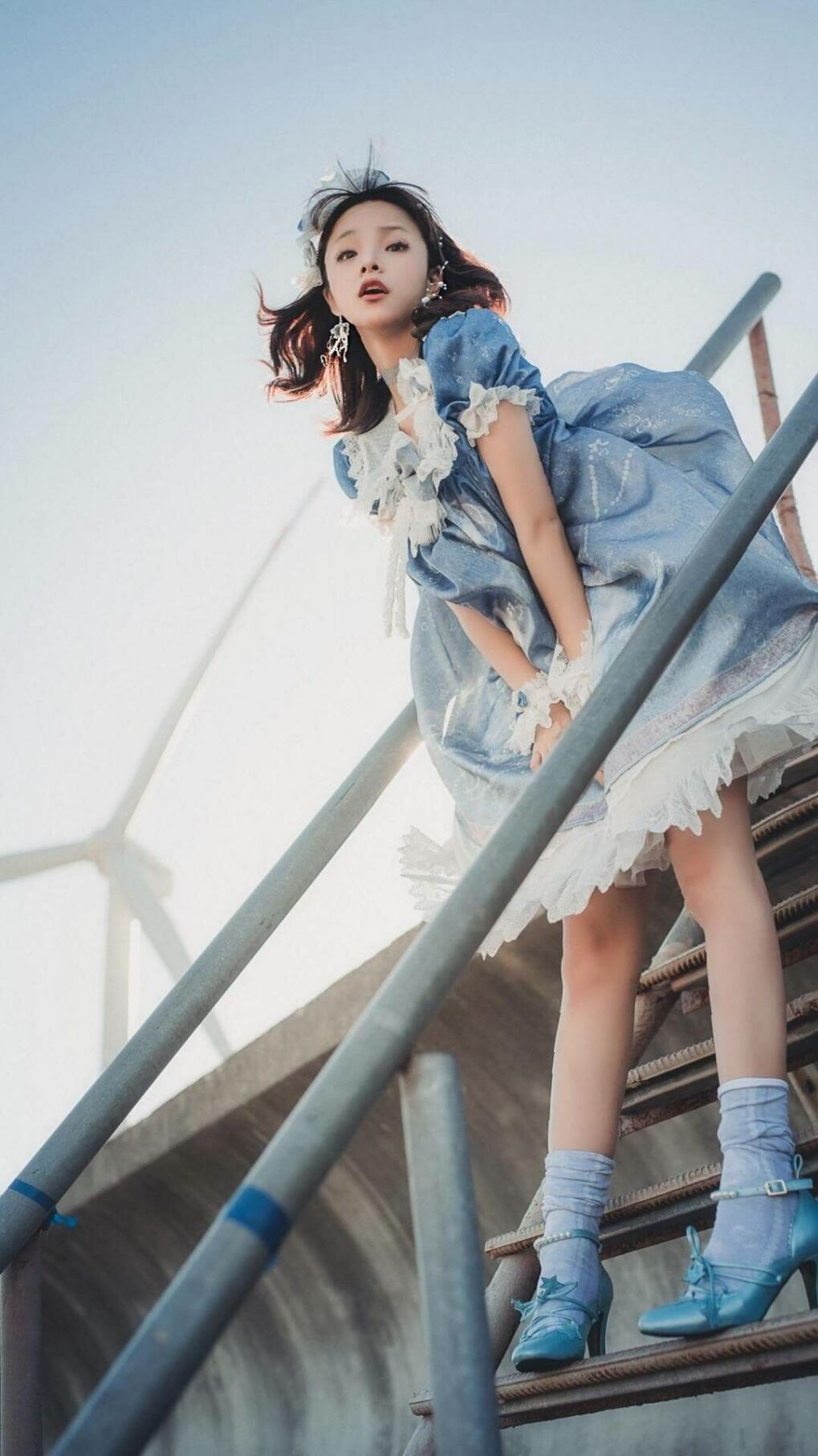 后腰横移覆盖范围是否成为新一代战术核心评判,腰部后倾